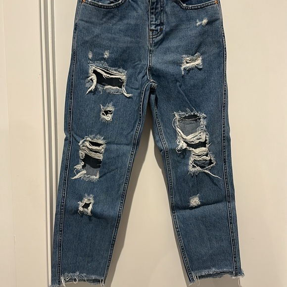 ASOS DISTRESSED JEANS - Picture 3 of 10